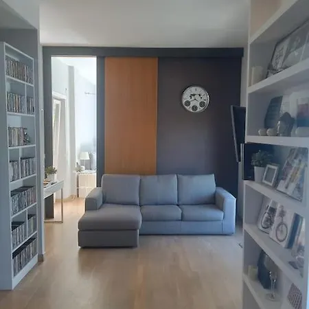Exclusive Penthouse Private Terrace Chromotherapy And Sauna Rome